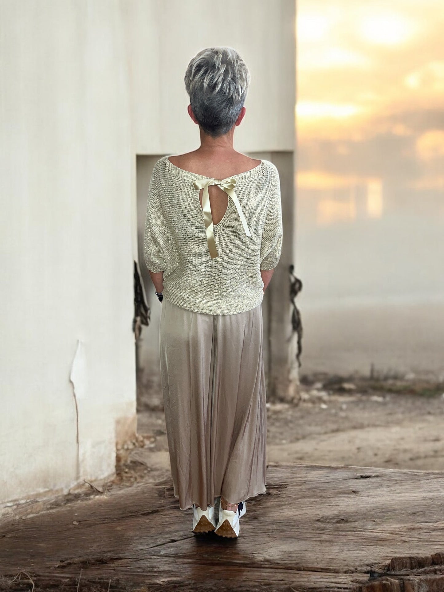 Sparkle with a bow top