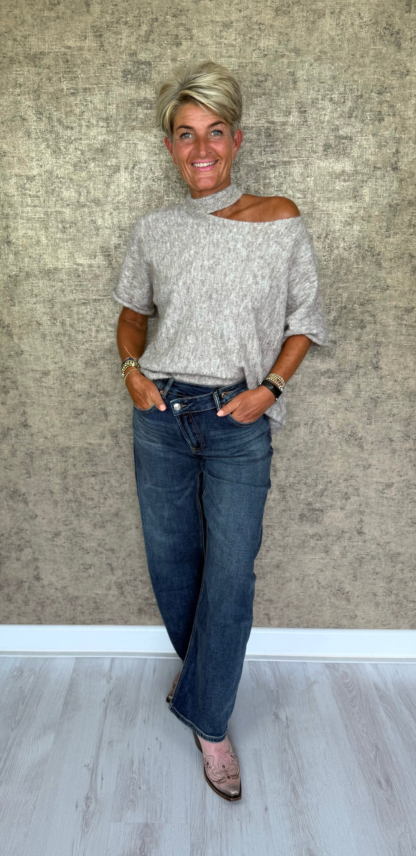 Cut-Out Knit Sweater 🌸Laatste artikel🌸