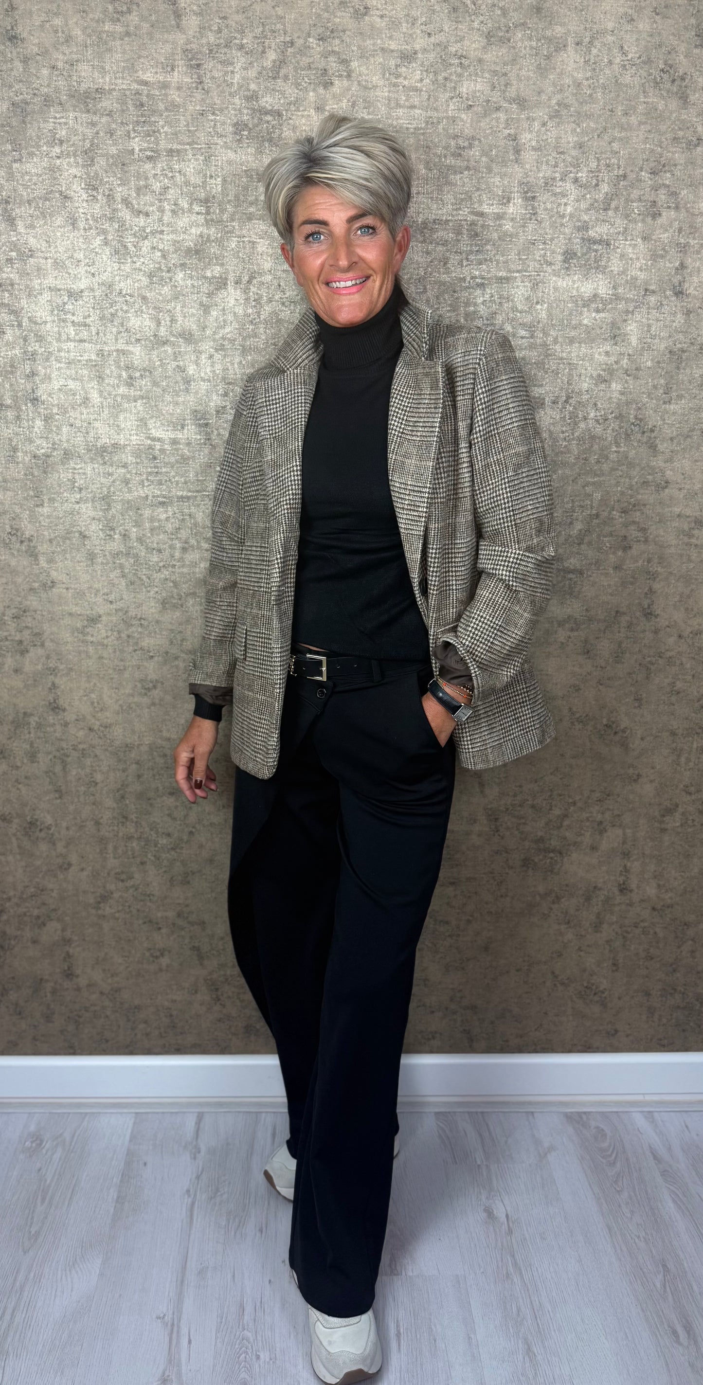Classic Chic Geruite Blazer