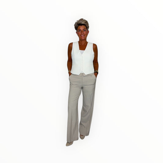 Chic Gilet in Roomwit
