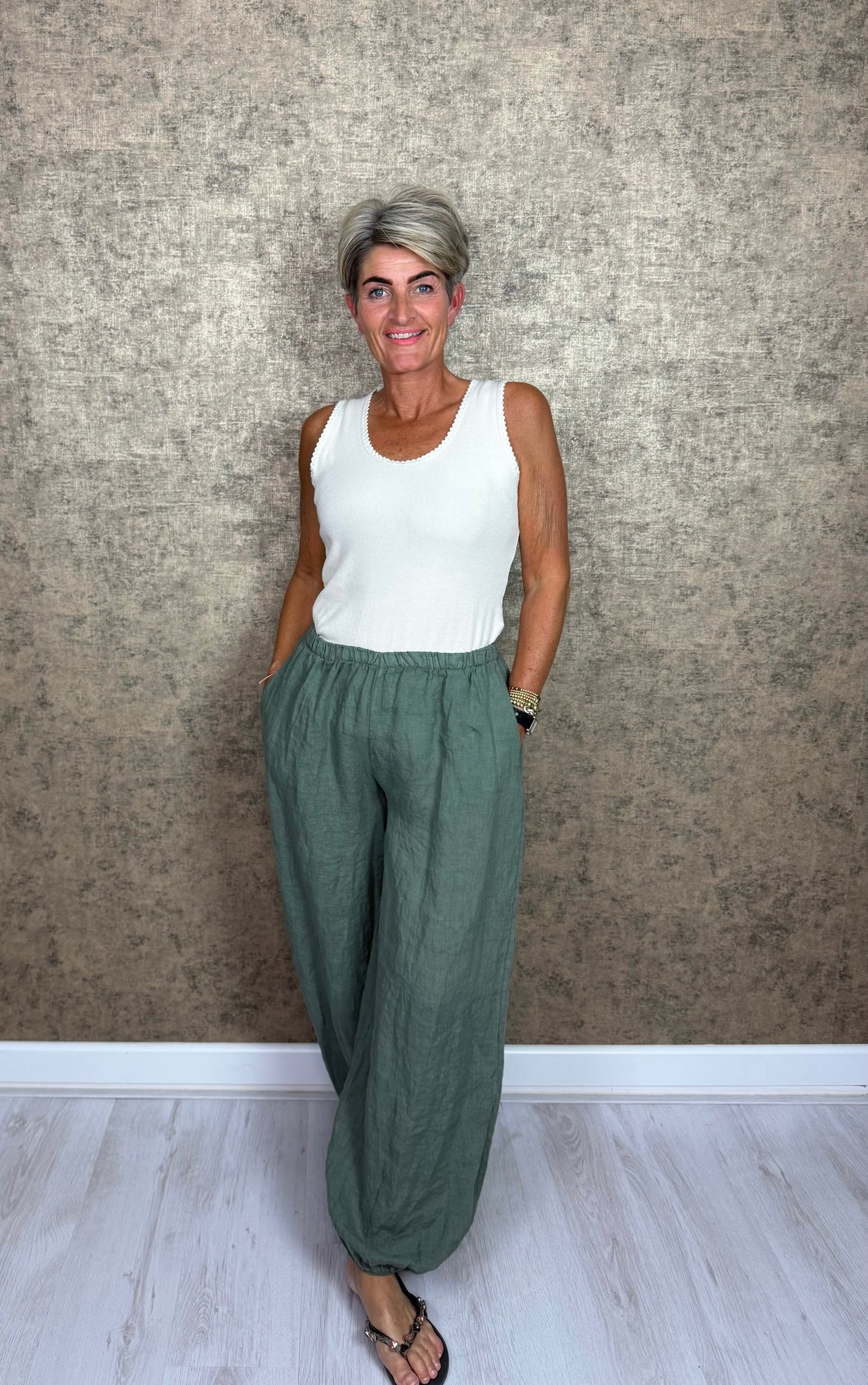 Essential Linnen Broek