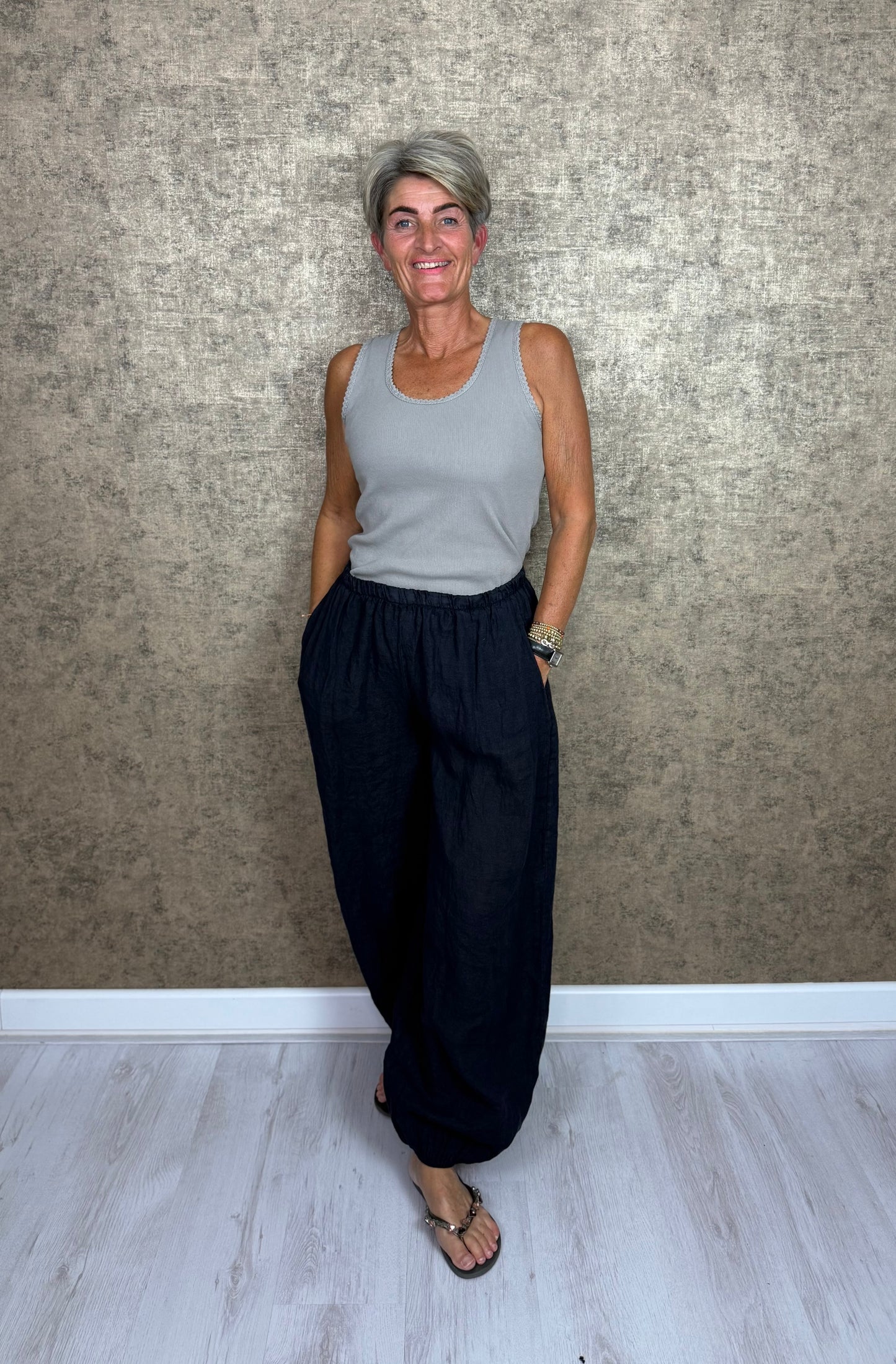 Essential Linnen Broek